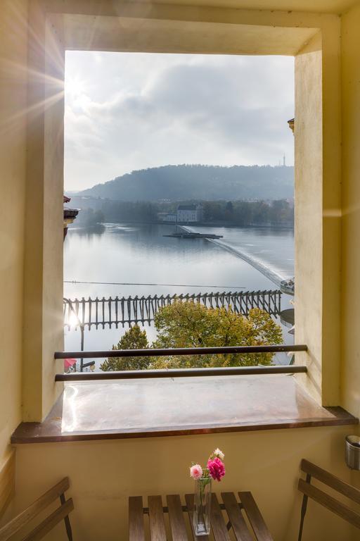 Smetanovo Nabrezi - Riverview Old Town Apartment Πράγα Εξωτερικό φωτογραφία